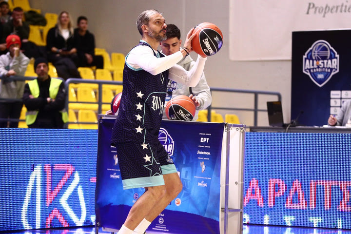 Ο Άγγελος Χαριστέας πήρε μέρος στον διαγωνισμό τριπόντων του All-Star Game παλαιμάχων και έβαλε και έξι πόντους