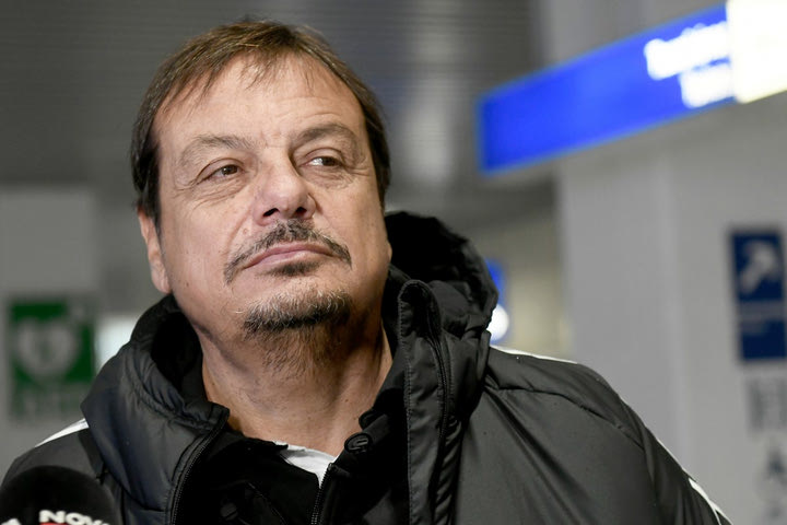 Αταμάν: “Έχουμε αρκετά έμπειρους παίκτες για να διαχειριστούν τα τελευταία λεπτά των αγώνων”