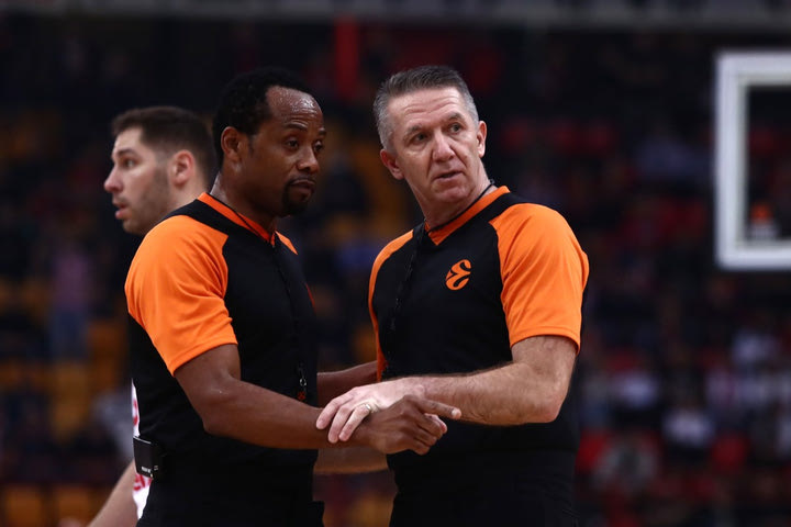 Η Γαλλική Ομοσπονδία Μπάσκετ ζήτησε από EuroLeague και ΕΟΚ να λάβουν μέτρα για τη ρατσιστική επίθεση σε βάρος του Μπισάνγκ