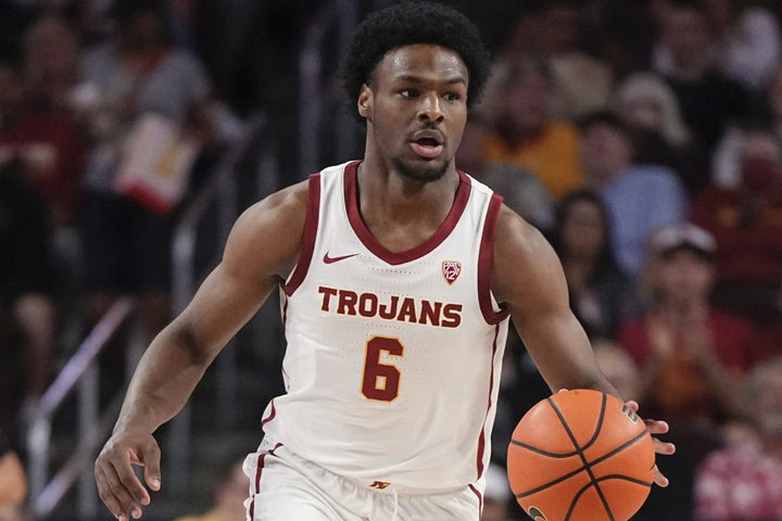 NBA: Ο Μπρόνι Τζέιμς… κόντυνε 6 πόντους στο Draft Combine, αλλά είχε μερικές εντυπωσιακές μετρήσεις στα δοκιμαστικά