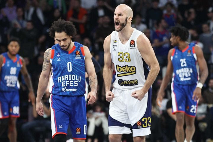 Αναντολού Εφές – Φενέρμπαχτσε 84-89: Καλάθης – Παπαγιάννης έκριναν το ντέρμπι της Κωνσταντινούπολης