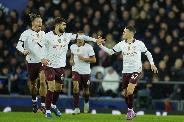 Έβερτον – Μάντσεστερ Σίτι 1-3: Ξεμπούκωσε στο δεύτερο μέρος και συνεχίζει φουριόζα την καταδίωξη