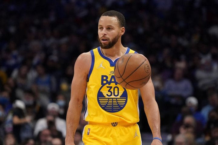 NBA: Διαστημικοί Γουόριορς, διέλυσαν με 138-96 τους Μπουλς στο Σικάγο