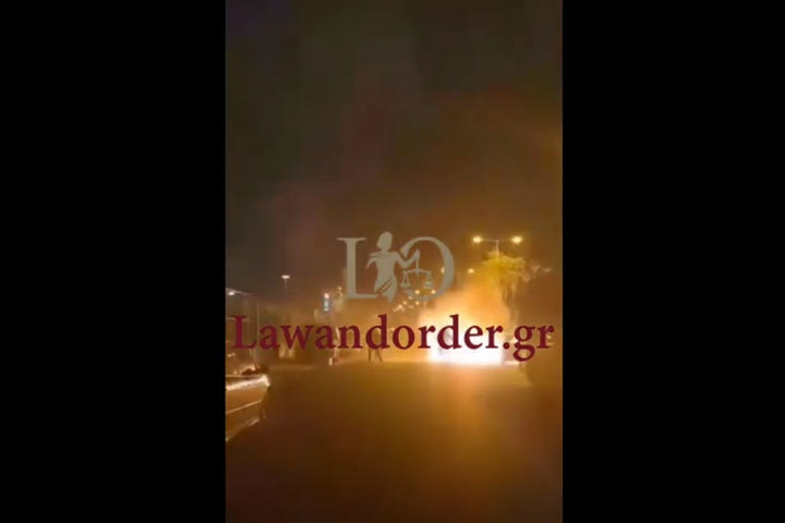 Ολυμπιακός – Παναθηναϊκός: Το VIDEO από τα επεισόδια στον Ρέντη που είχε ως αποτέλεσμα τον σοβαρό τραυματισμό αστυνομικού