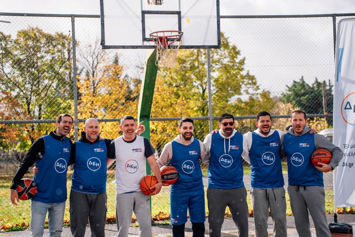 Ποια χιόνια; Ποιο κρύο; Παίξαμε μπάσκετ με τη ΔΕΗ στην παγωμένη Βυτίνα