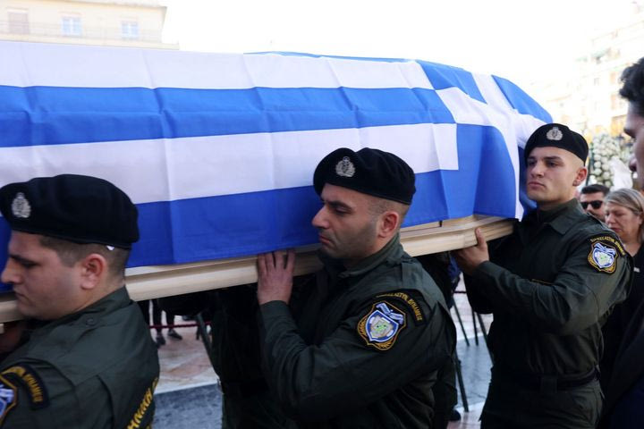 Γιώργος Λυγγερίδης: Σε κλίμα οδύνης το τελευταίο αντίο στον 31χρονο αστυνομικό