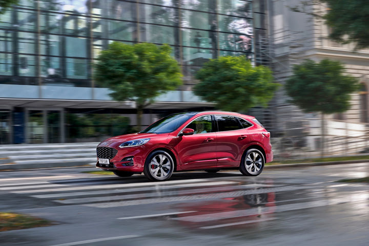 Το plug in υβριδικό SUV, Ford Kuga είναι τώρα διαθέσιμο με μικρό μηνιαίο μίσθωμα και χωρίς εταιρικό φόρο