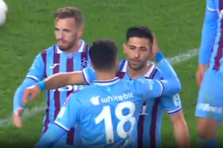Γκαζιαντέπ – Τράμπζονσπορ 1-3: Γκολάρα ο Μπακασέτας, τριπλή η ελληνική συμμετοχή