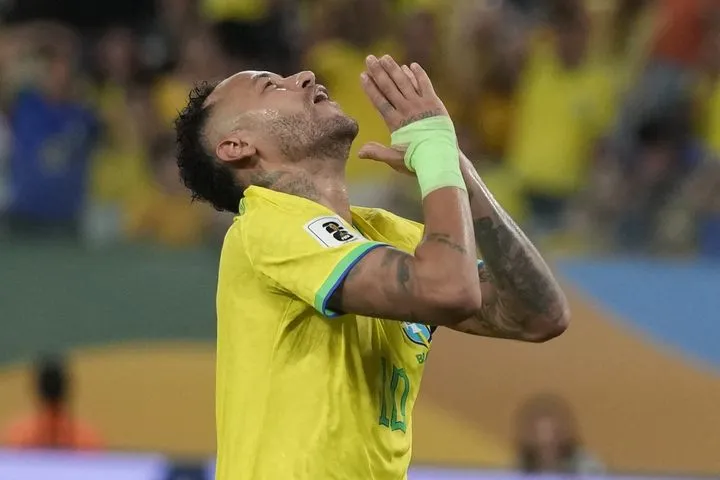 Εθνική Βραζιλίας: Ο Νεϊμάρ υπέστη νέο τραυματισμό και τίθεται εκτός μάχης για τα προκριματικά του Μουντιάλ