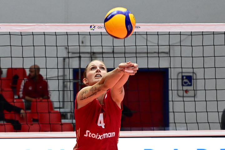 Νοβάρα – Ολυμπιακός 3-0: Ήττα αποκλεισμός στη φάση των 16 του Challenge Cup