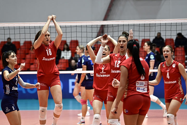 Ολυμπιακός – Θέτιδα 3-0: Άνετη νίκη και ξανά κορυφή στη Volley League γυναικών