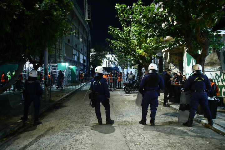 Παναθηναϊκός – Μακάμπι: Πείστηκαν τα ΜΑΤ και πήγαν στη Λεωφόρο
