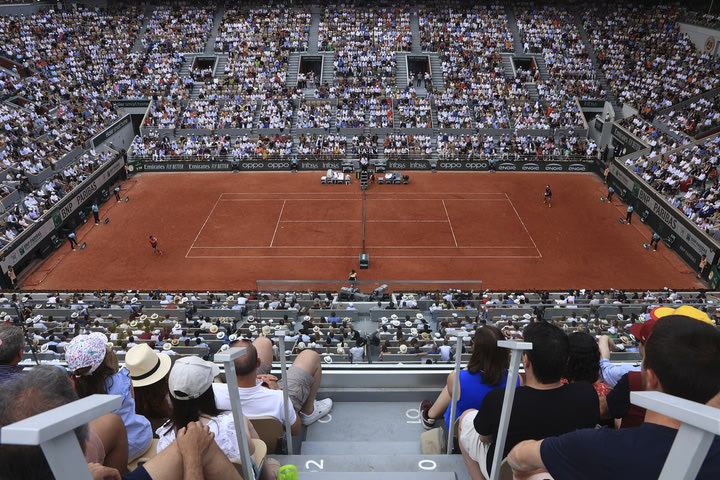Το Roland Garros 2024 παίζει τένις στα νερά του Σηκουάνα με φόντο τον παριζιάνικο ουρανό