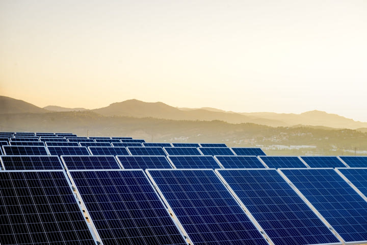 Με φωτοβολταϊκά η Seat θα τριπλασιάσει την παραγωγή της ανανεώσιμης ενέργειας