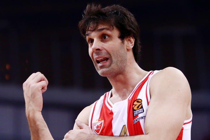 Ο Μίλος Τεοντόσιτς άγγιξε το double-double στο α’ μέρος του Μακάμπι – Ερυθρός Αστέρας