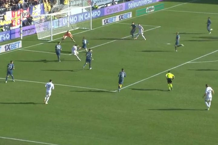 Το υπέροχο γκολ του Γιλντίζ για το 1-0 της Γιουβέντους