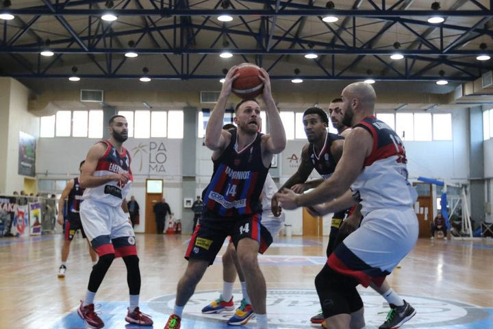Elite League: Η Ελευθερούπολη νίκησε για δεύτερη φορά τον Πανιώνιο και πάτησε κορυφή
