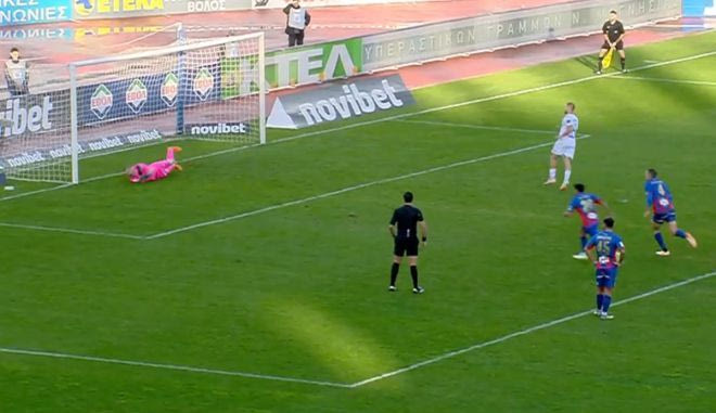 Ο Αντζιέλσκι έκανε το 2-0 κόντρα στον Βόλο από την άσπρη βούλα