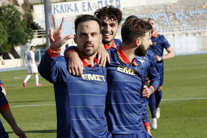 Super League 2: Στο +6 η ασταμάτητη Athens Kallithea στον Β’ όμιλο, σε τροχιά κορυφής η ΑΕΛ στον Α’ όμιλο