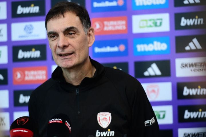 Μπαρτζώκας: “Πολύ νωρίς να σκεφτόμαστε διασταυρώσεις, πρέπει να δρούμε και όχι να αντιδρούμε”