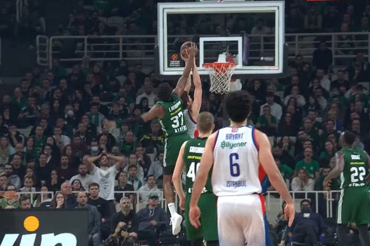 EuroLeague: Η τάπα του Κώστα Αντετοκούνμπο στο Πλάις κορυφαία του Ιανουαρίου, κυριαρχία “αιωνίων” στο Top-10