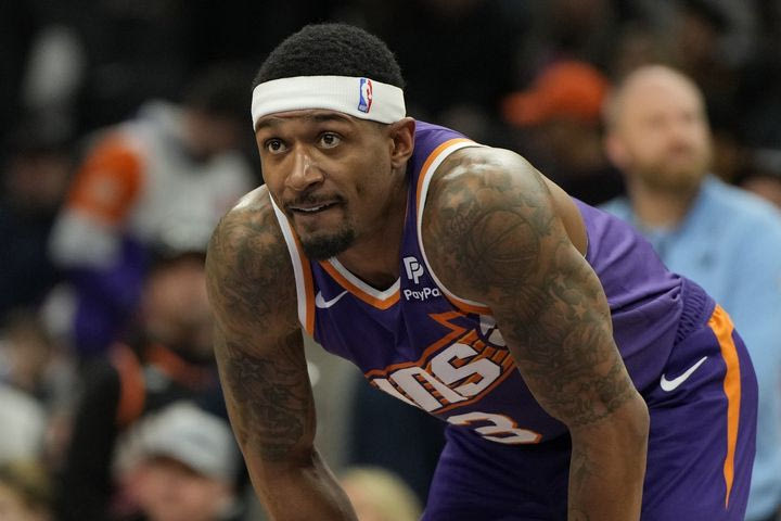 NBA: Οι Σανς πάτησαν τους Λέικερς με 127-109 στο Λ.Α με 37αρα του Μπιλ