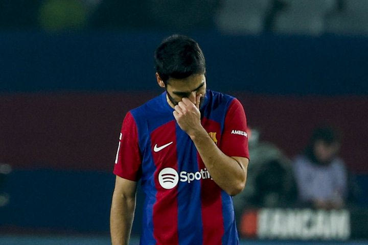 Μπαρτσελόνα – Βιγιαρεάλ 3-5: Στα σκουπίδια και η προσπάθεια για τη La Liga