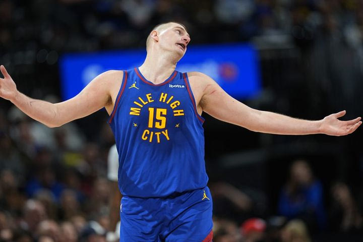 NBA: Οι Νάγκετς συνέτριψαν τους Τζαζ με σκόρερ Μάρεϊ και πολυδιάστατο Γιόκιτς