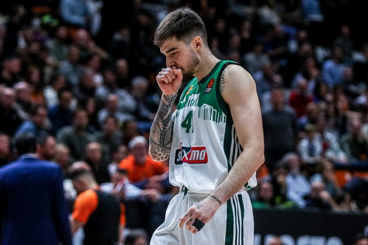 Ο χαρακτήρας διαμορφώνεται στα δύσκολα βράδια