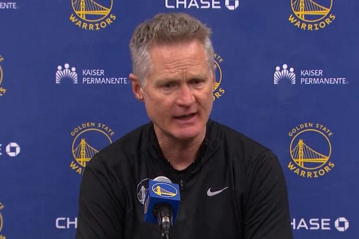 NBA, έξαλλος ο Κερ με τους οπαδούς των Μπουλς που έκαναν την χήρα του Κράουζε να κλάψει: “Θα έπρεπε να ντρέπονται”