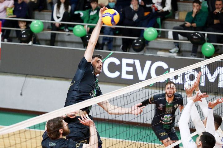 Λίνεμπουργκ – Μίλωνας 3-0: Λύγισε στη Γερμανία στον πρώτο προημιτελικό του CEV Cup