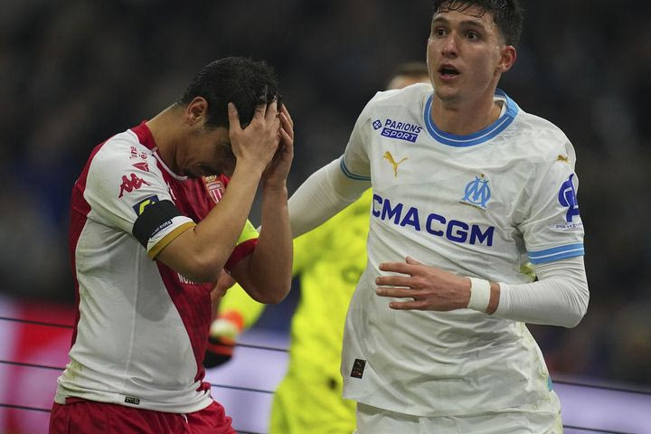 Μαρσέιγ – Μονακό 2-2: Οι Μονεγάσκοι έμειναν όρθιοι στο “Βελοντρόμ” με δύο αποβολές