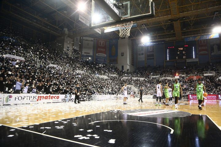 Εκπληκτική ατμόσφαρα στο Παλατάκι