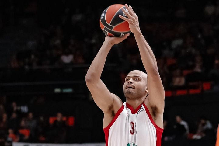Αρμάνι – Φενέρμπαχτσε 77-76: Οι Ιταλοί έμειναν στο κόλπο για τα Play-In και πλήγωσαν τους Τούρκους στη μάχη του πλεονεκτήματος έδρας