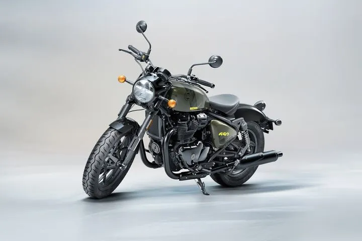 Ήρθε σε τιμή-έκπληξη η νέα Royal Enfield Shotgun 650