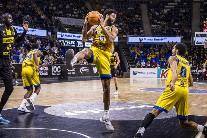 Τενερίφη – Περιστέρι bwin 89-68: Συντριβή στην Ισπανία και δεύτερη ήττα στους 16 του BCL