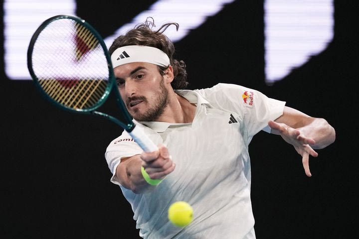 Σαποβάλοφ – Τσιτσιπάς: Διακόπηκε μόλις στο 3ο game του πρώτου σετ ο αγώνας τους στο Miami Open λόγω βροχής