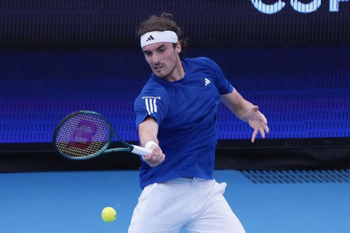 United Cup, Στέφανος Τσιτσιπάς: Δεν θα αγωνιστεί στο διπλό με την Σάκκαρη, στην θέση του ο Πέτρος Τσιτσιπάς