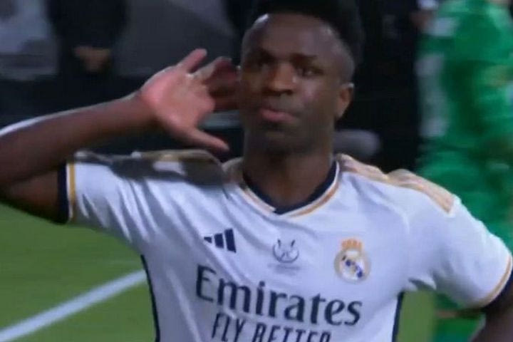 Ο Βινίσιους κάνει χατ τρικ για το 3-1 της Ρεάλ
