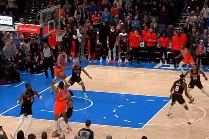 NBA: Πλούσιο θέαμα στο Top-10 με λυτρωτή Γουίλιαμς στην κορυφή