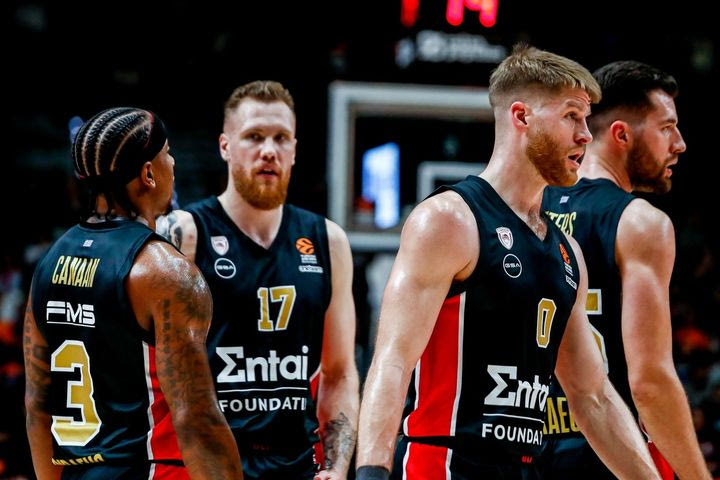 Η βαθμολογία της EuroLeague: Ο Ολυμπιακός γλυκοκοιτάζει, δειλά-δειλά, την τετράδα και το πλεονέκτημα έδρας