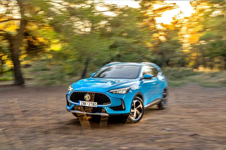 To επιβλητικό MG HS με τη νέα του τιμή, ψάχνει για αντίπαλο στα SUV της ελληνικής αγοράς