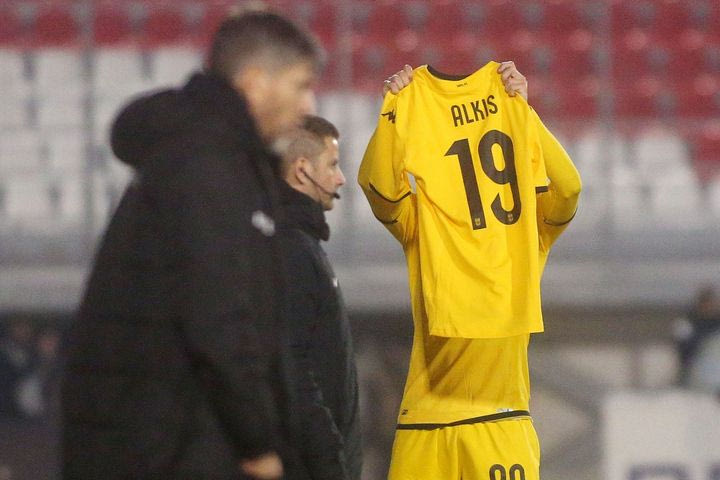 Πανσερραϊκός – Άρης: Ο Μόρον πέτυχε γκολάρα και την αφιέρωσε στον Άλκη