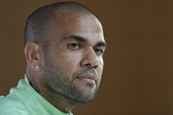 Η Μπαρτσελόνα αφαίρεσε το όνομα του Ντάνι Άλβες από τη λίστα με τους θρυλικούς παίκτες