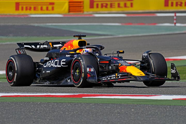 F1: Ο Φερστάπεν ταχύτερος το πρώτο πρωί των δοκιμών στο Μπαχρέιν