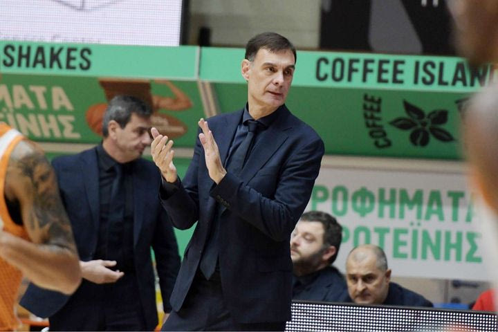 Μπαρτζώκας: “Θα κυνηγήσουμε όσες περισσότερες νίκες μπορούμε στη EuroLeague”