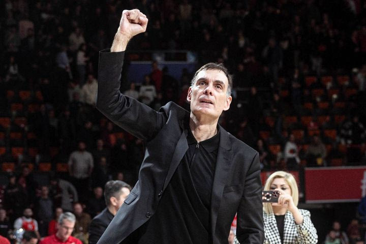 Ολυμπιακός: Ο Γιώργος Μπαρτζώκας έγινε ο προπονητής με τις περισσότερες νίκες σε κανονική περίοδο