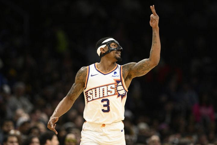 NBA, Σανς: Ο Μπράντλι Μπιλ υποβλήθηκε σε επέμβαση στην μύτη μετά το τέλος της σεζόν