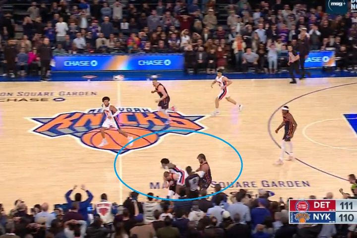 NBA: Το no call στο Νικς – Πίστονς για το οποίο φωνάζει το Ντιτρόιτ και έκανε έξαλλο τον Γουίλιαμς
