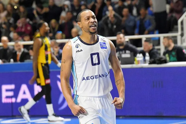 Συνελήφθη ο Άντριου Γκάουντλοκ του Κολοσσού Ρόδου για υπόθεση ναρκωτικών